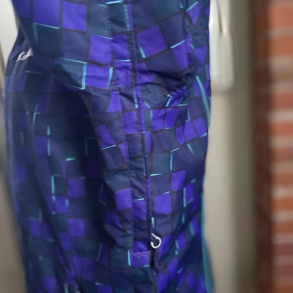 Columbia - Women’s Omni-Tech and Omni-Heat Jacket - EUC - Picture 6 of 16